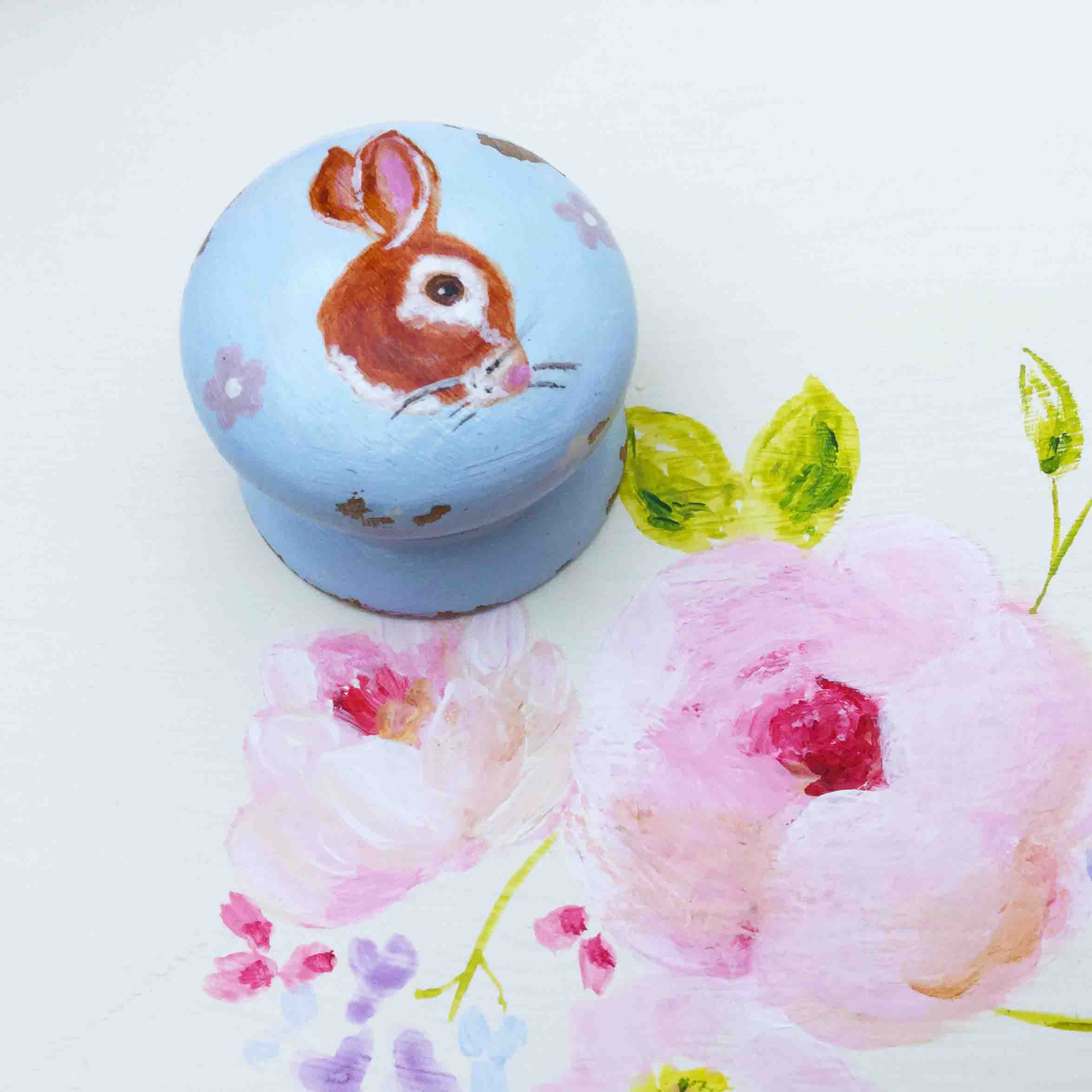 Rabbit Handle Wreath Picture